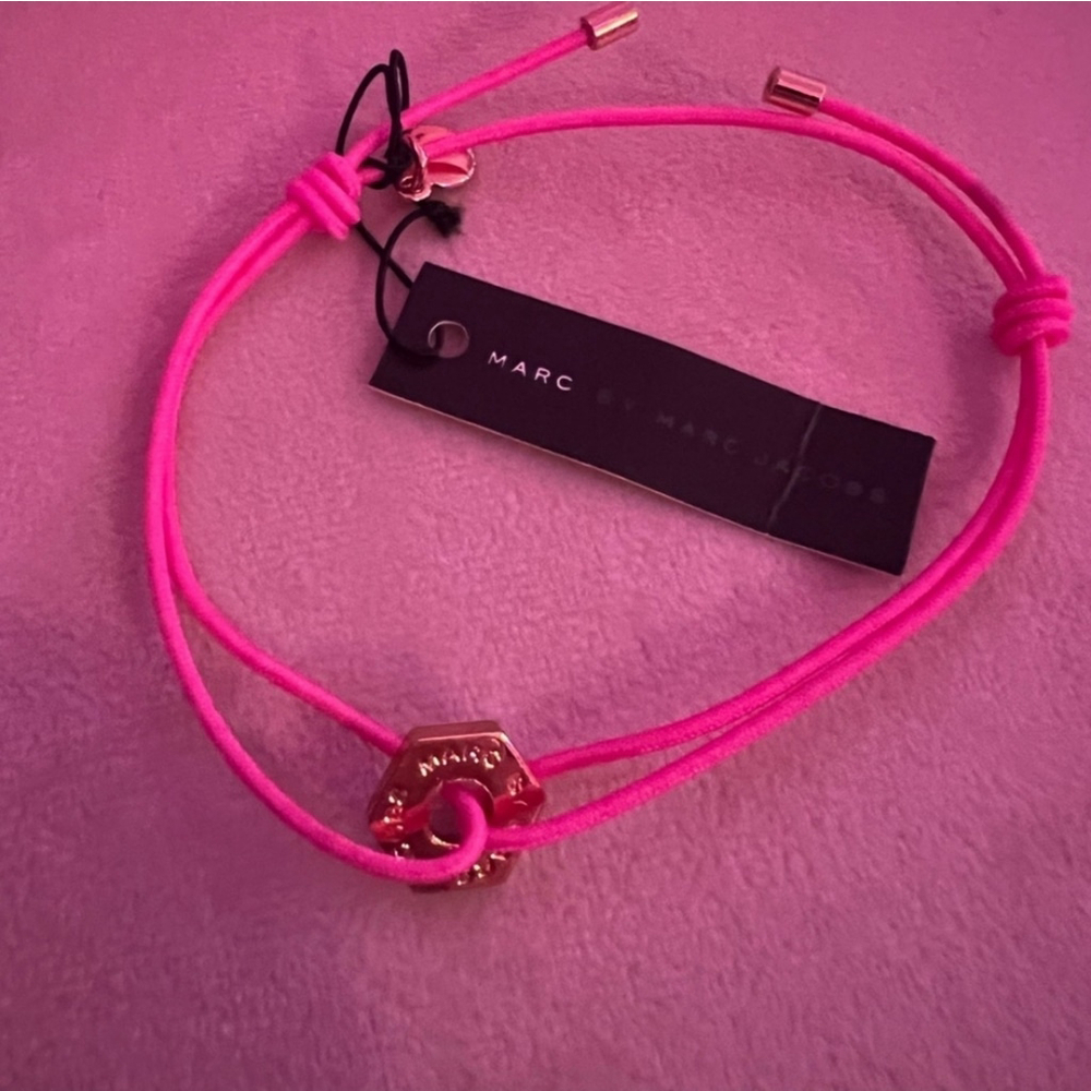 Marc Jacobs String Friendship Bracelet Pink With Gold Colored Hardware NWT